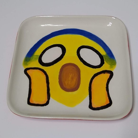 Emoji 4 pc Square Ceramic Plates - Picture 4 of 8